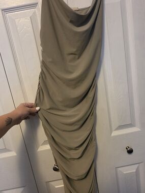 Sleek Ruched Midi Dress in Olive
